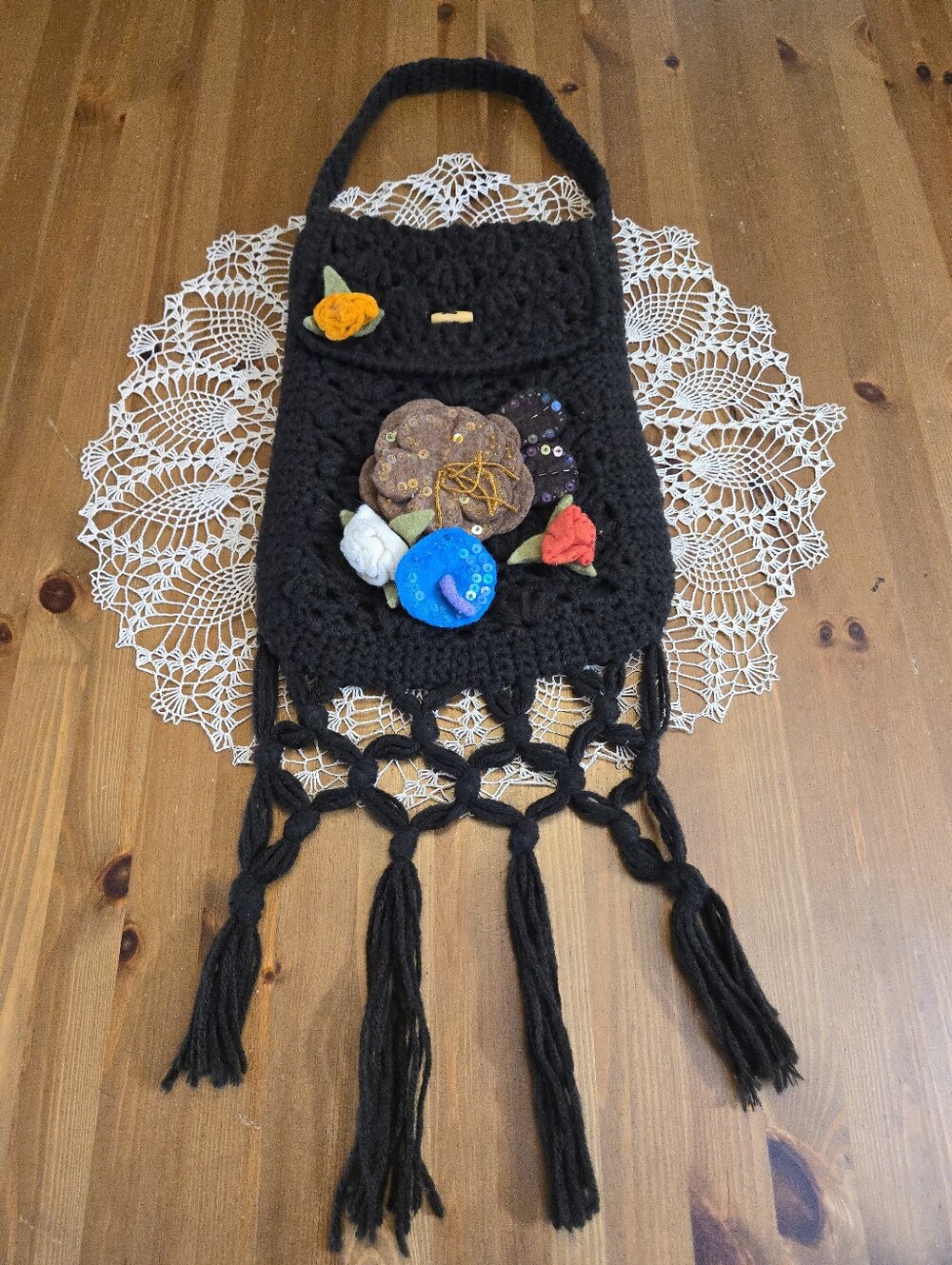 United Colors Of Benetton Y2k Hippie Boho Y2K Crochet Fringe Bag